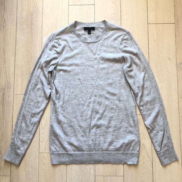 Banana Republic 100% Merino Wool Eyelet Sleeve Light Sweater in Grey Size M - Picture 1 of 11